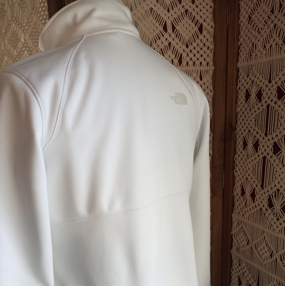 North Face Windwall jacket. - Picture 6 of 11